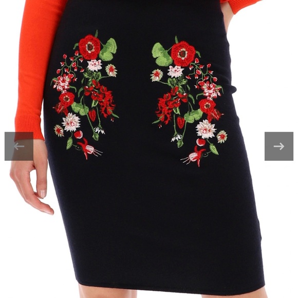 Desigual Dresses & Skirts - Desigual Knit Fitted Skirt Embroidered Floral Size Small (28x23)